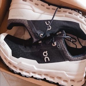 OnCloud Tennis Shoes